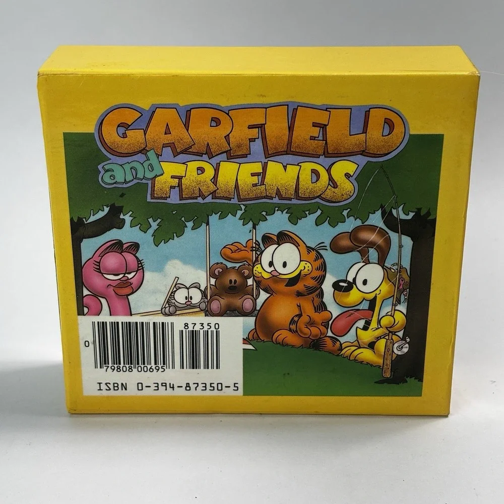 Garfield and Friends Four Little Books in a Box 1980 Tom Huge Mike Fentz